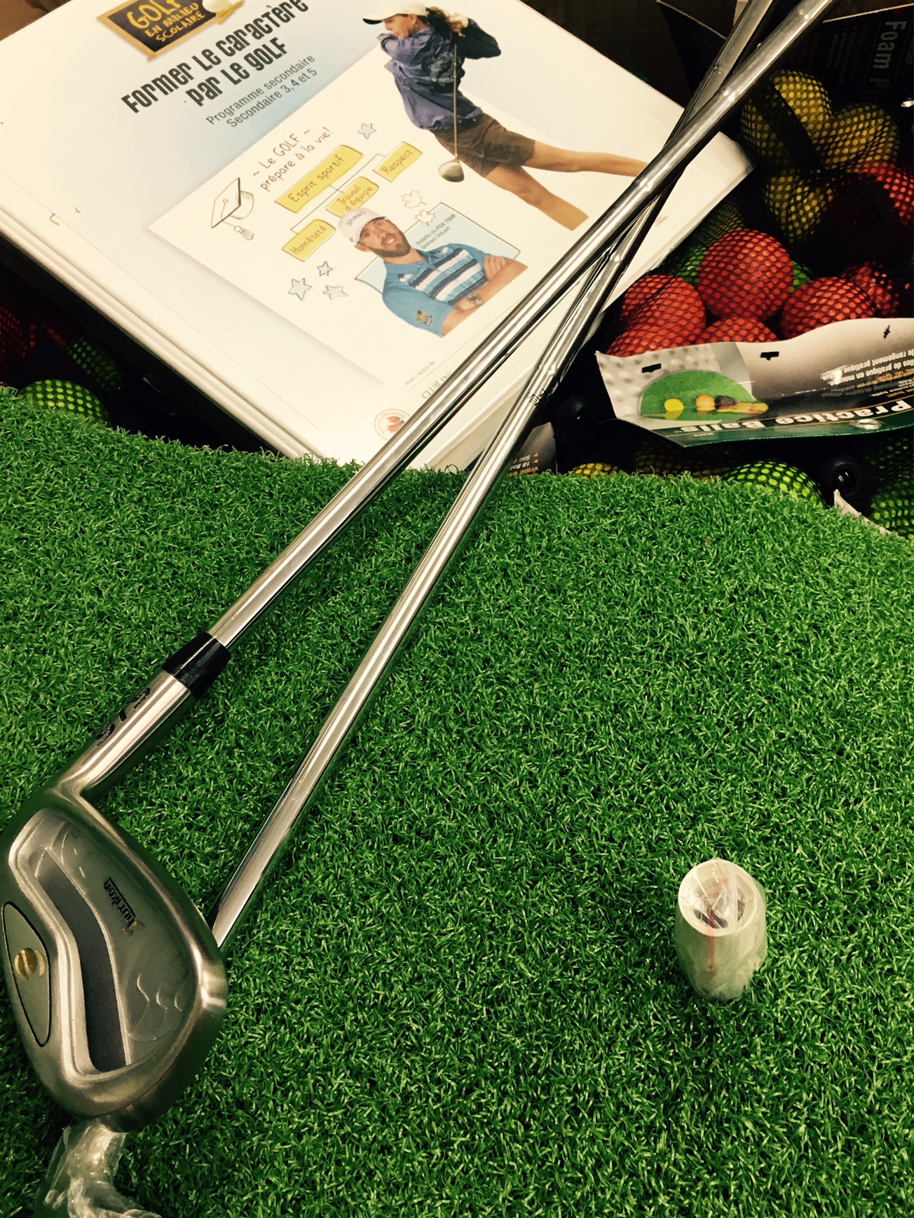 Nouveauté à l’école Marcel-Raymond… du GOLF !